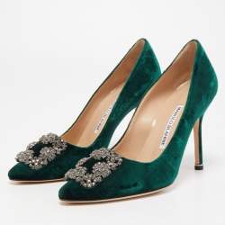 Pre Owned Manolo Blahnik Green Velvet Hangisi Crystal Embellished Pointed Toe Pumps Size 36.5