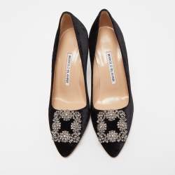 Pre Owned Manolo Blahnik Black Velvet Hangisi Pumps Size 36.5