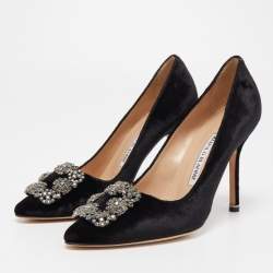 Pre Owned Manolo Blahnik Black Velvet Hangisi Pumps Size 36.5