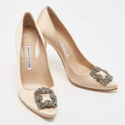 Manolo Blahnik Beige Satin Hangisi Pumps Size 39.5
