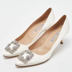 Manolo Blahnik White Satin Hangisi Pumps Size 40.5