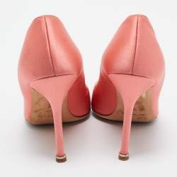 Pre Owned Manolo Blahnik Pink Satin Hangisi Pumps Size 39