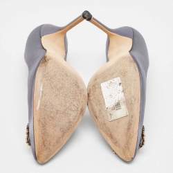 Pre Owned Manolo Blahnik Grey Satin Hangisi Pumps Size 39