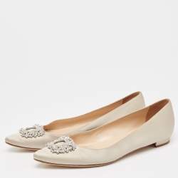 Pre Owned Manolo Blahnik Light Grey Satin Hangisi Flats Size 38.5