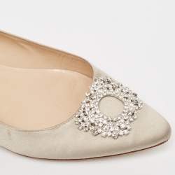 Pre Owned Manolo Blahnik Light Grey Satin Hangisi Flats Size 38.5