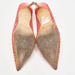 مملوكة مسبقًا Manolo Blahnik Coral Pink Lasercut Leather BB Laserato Pumps Size 37