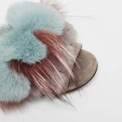 Pre Owned Manolo Blahnik Two Tone Suede and Fox Fur Flat Slides Size 37