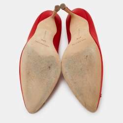 Pre Owned Manolo Blahnik Red Satin Hangisi Pumps Size 37.5