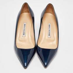 Manolo Blahnik Blue Patent Leather Pointed Toe Pumps Size 38