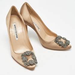 Pre Owned Manolo Blahnik Brown Satin Hangisi Pumps Size 35