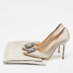 Pre Owned Manolo Blahnik Grey Satin Hangisi Pumps Size 39