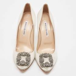 Pre Owned Manolo Blahnik Grey Satin Hangisi Pumps Size 39
