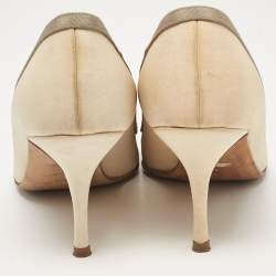 Pre Owned Manolo Blahnik Cream/Grey Canvas and Fabric Gotrian Pumps Size 36.5