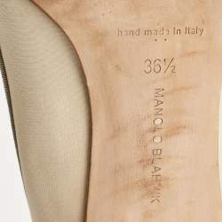 Pre Owned Manolo Blahnik Cream/Grey Canvas and Fabric Gotrian Pumps Size 36.5