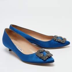 Manolo Blahnik Blue Satin Hangisi Pumps Size 37