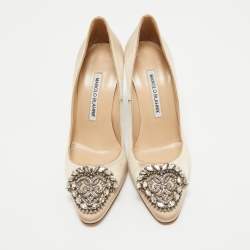 Pre Owned Manolo Blahnik Beige Satin Okkaava Pumps Size 35.5