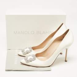 Pre Owned Manolo Blahnik Ivory Satin Hangisi Pumps Size 40.5