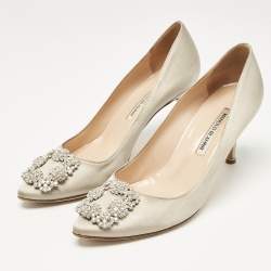 Manolo Blahnik Light Grey Satin Hangisi Pumps Size 38.5