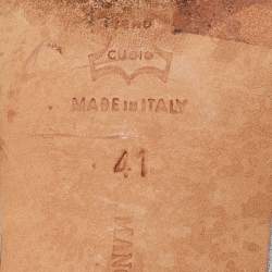 Pre Owned Manolo Blahnik Blue/Silver Leather Crystal Embellished Thong Sandals Size 41