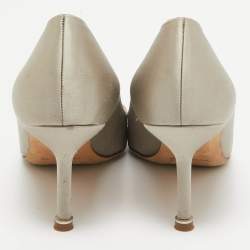 Pre Owned Manolo Blahnik Grey Satin Hangisi Pumps Size 37