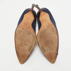 Pre Owned Manolo Blahnik Navy Blue Satin Hangisi Pumps Size 37