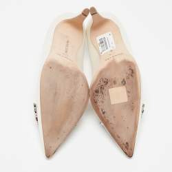 Pre Owned Manolo Blahnik White Satin Rhinestone Pumps Size 37.5