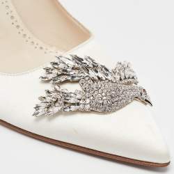 Pre Owned Manolo Blahnik White Satin Rhinestone Pumps Size 37.5