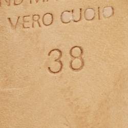 Pre Owned Manolo Blahnik Cream/Black Leather Assala 105 Pumps Size 38