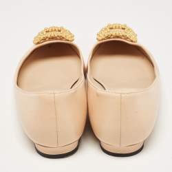 مملوكة مسبقًا Manolo Blahnik Beige Leather Hangisi Ballet Flats Size 38.5