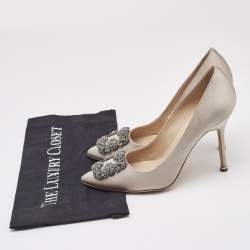 Pre Owned Manolo Blahnik Grey Satin Hangisi Pumps Size 38