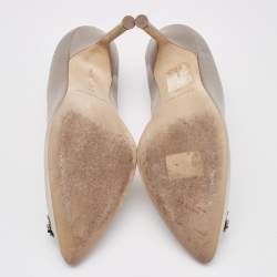 Pre Owned Manolo Blahnik Grey Satin Hangisi Pumps Size 38