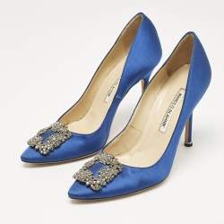 Pre Owned Manolo Blahnik Blue Satin Hangisi Pumps Size 38.5