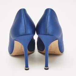 Pre Owned Manolo Blahnik Blue Satin Hangisi Pumps Size 38.5