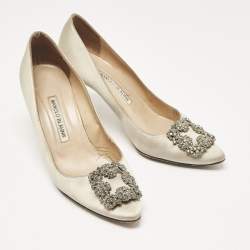 Pre Owned Manolo Blahnik Grey Satin Hangisi Crystal Embellished Pumps Size 39