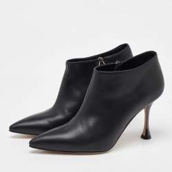 Manolo Blahnik Black Leather Pointed Toe Ankle Length Boots Size 37.5
