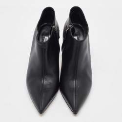 Manolo Blahnik Black Leather Pointed Toe Ankle Length Boots Size 37.5