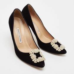 Pre Owned Manolo Blahnik Black Velvet Hangisi Crystal Embellished Pumps Size 38