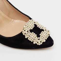Pre Owned Manolo Blahnik Black Velvet Hangisi Crystal Embellished Pumps Size 38