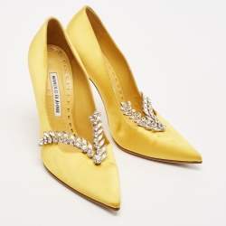 Manolo Blahnik  Yellow Satin Nadira Pumps Size 39