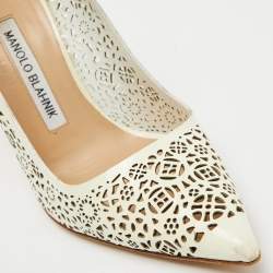 Pre Owned Manolo Blahnik White Leather Laser Cut-Out Pointed Toe Pumps Size 38