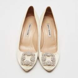 Manolo Blahnik Off White Satin Hangisi Pumps Size 39.5