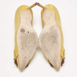 Manolo Blahnik Yellow Canvas and Suede Hangisi Pumps Size 36.5