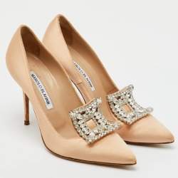 Manolo Blahnik Beige Satin Borlak Crystal Embellished Pointed Toe Pumps Size 36