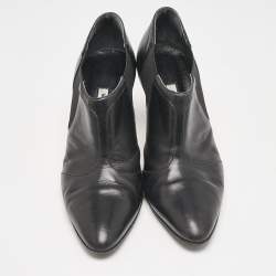 Manolo Blahnik Black Leather Pointed Toe Ankle Length Boots Size 41.5