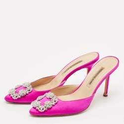 Pre Owned صندل مولز مانولو بلانيك هانغيسي ساتان وردي مقاس 36