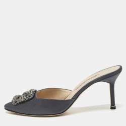Pre Owned Manolo Blahnik Grey Satin Hangisi Pointed-Toe Mules Size 39