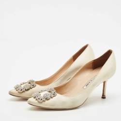 Manolo Blahnik Cream Satin Hangisi Pumps Size 37.5