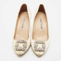 Manolo Blahnik Cream Satin Hangisi Pumps Size 37.5