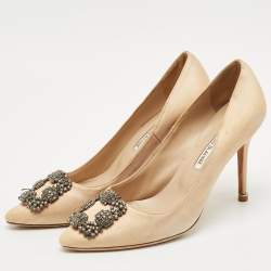 Pre Owned Manolo Blahnik Beige Satin Hangisi Crystal Embellished Pumps Size 41