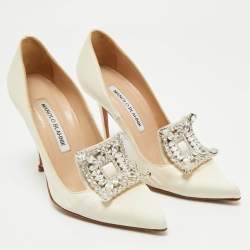 Pre Owned Manolo Blahnik Cream Satin Crystal Embellished Borlak Pumps Size 34